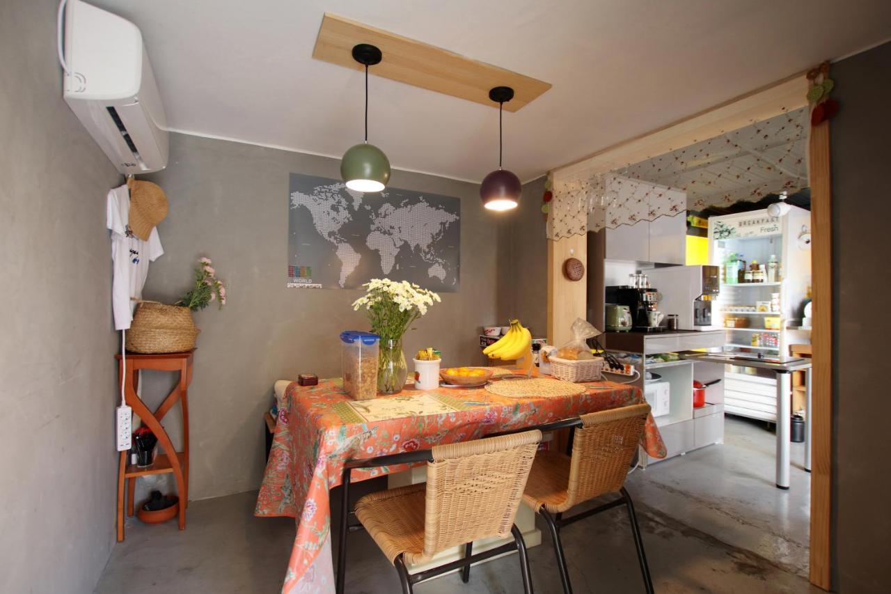 Parasol House Apartment *